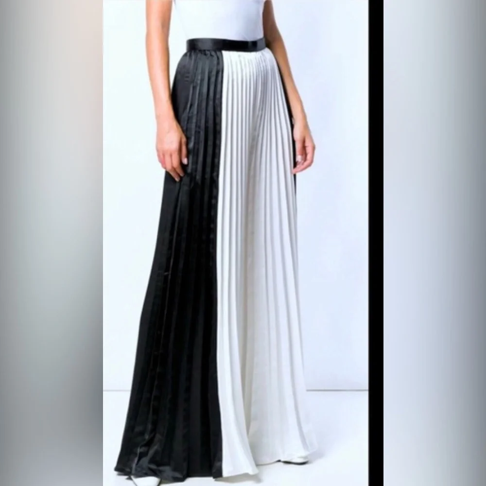 NWT Self-Portrait Accordion Pleated Pants - Picture 2 of 7